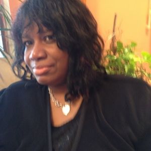 Meet your Posher, Beverly